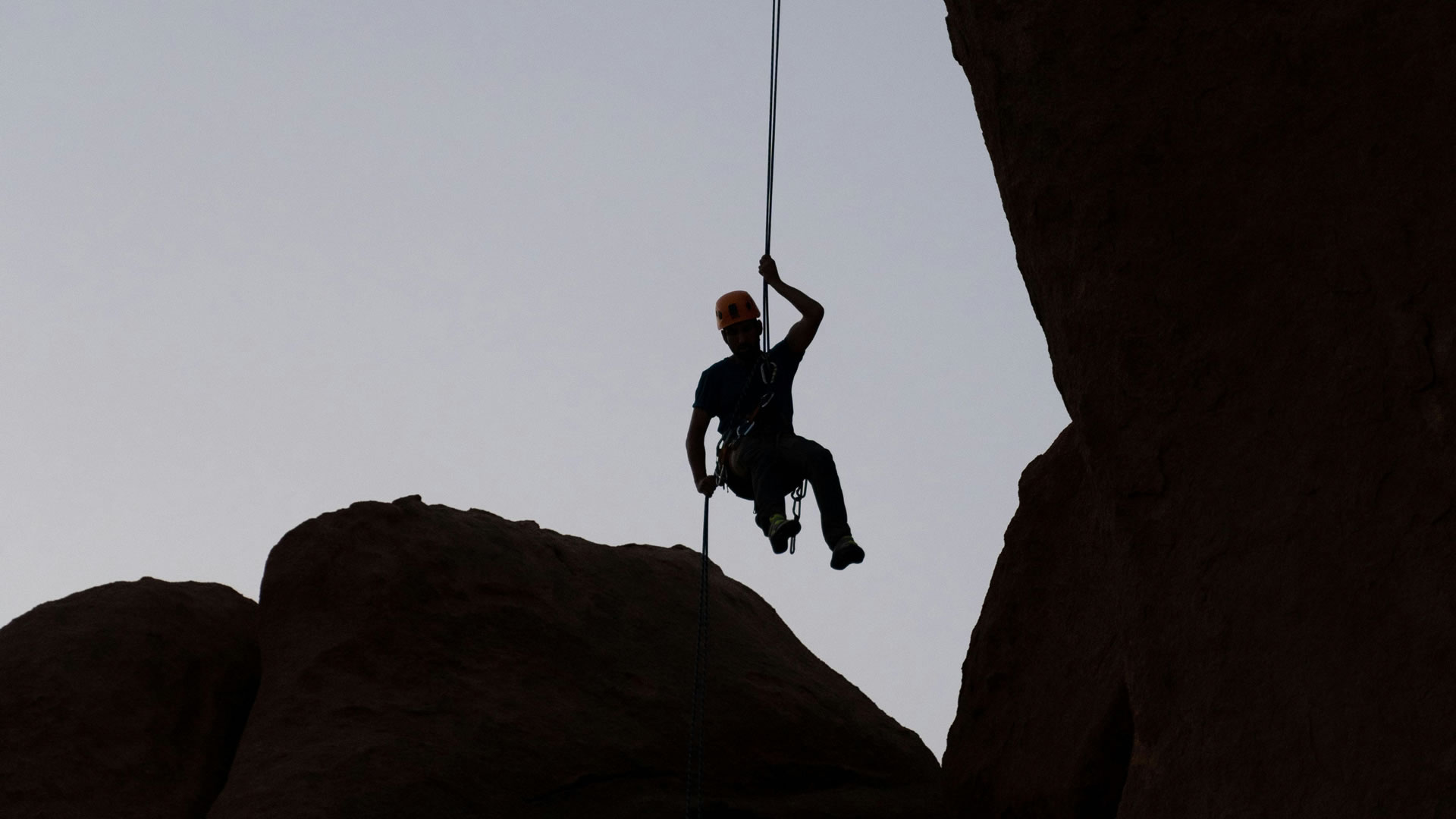 Rappelling in Rio de Janeiro, Reliable Company for Safe Rappelling in Rio, Waterfallism in Rio de Janeiro